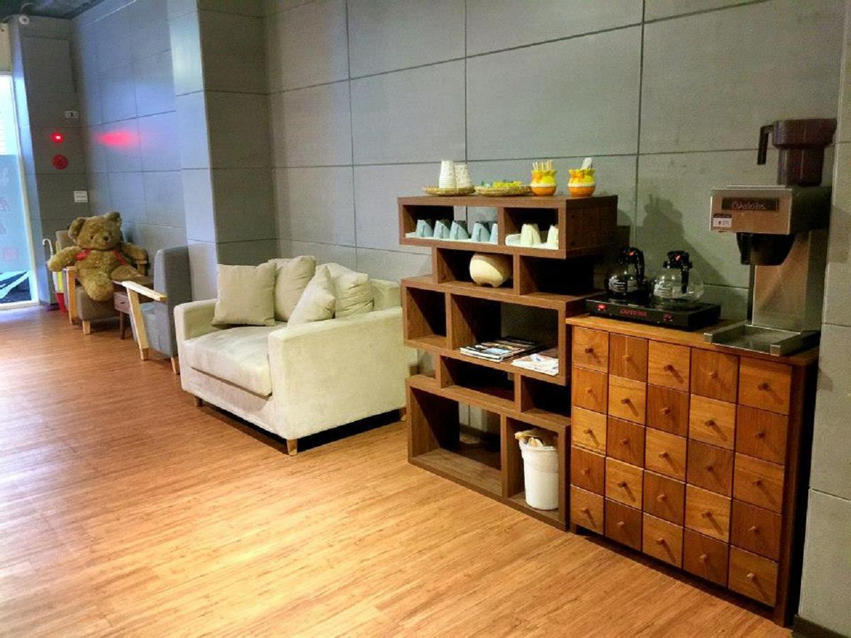 Mini Box Hotel Taipei Exterior photo